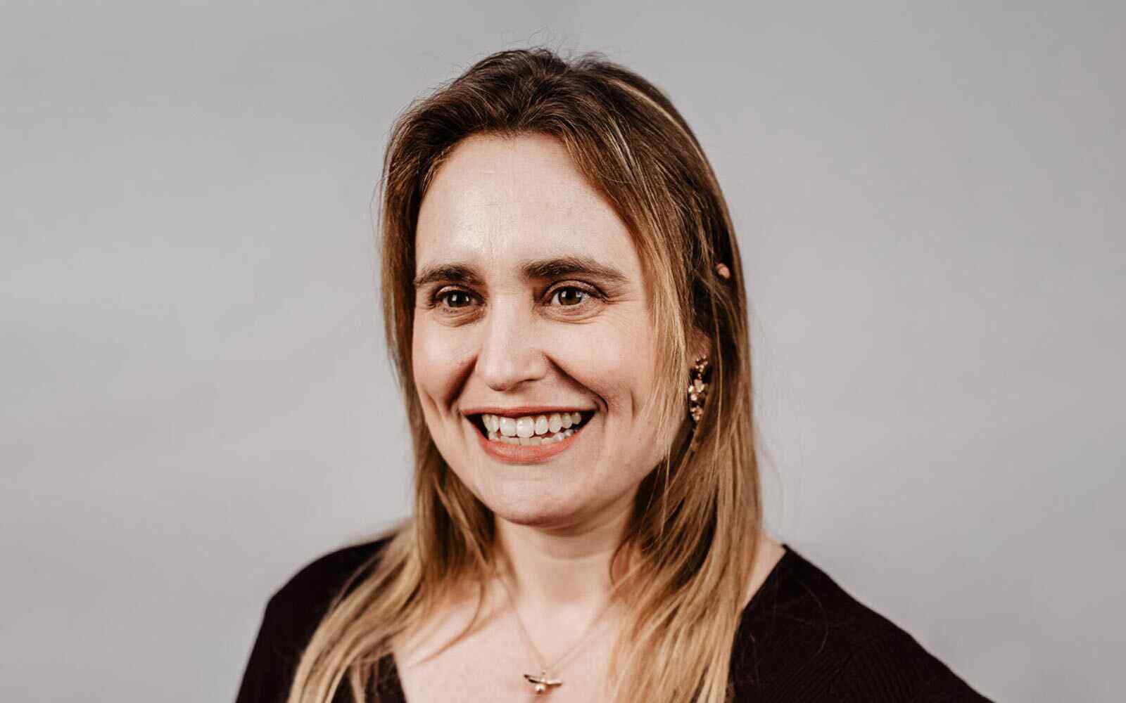 Profile image of Abi Curtis