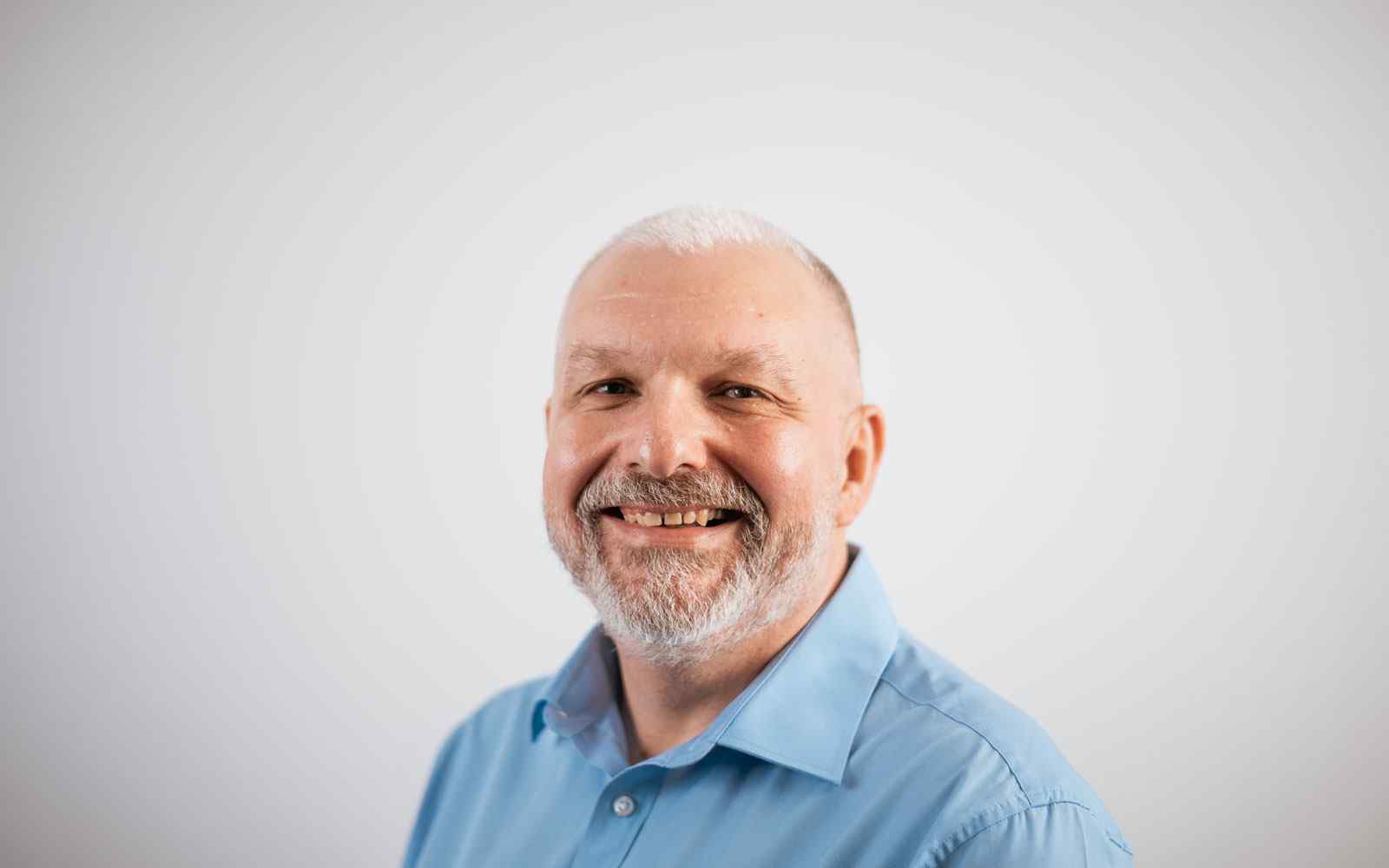 Giles Farrington