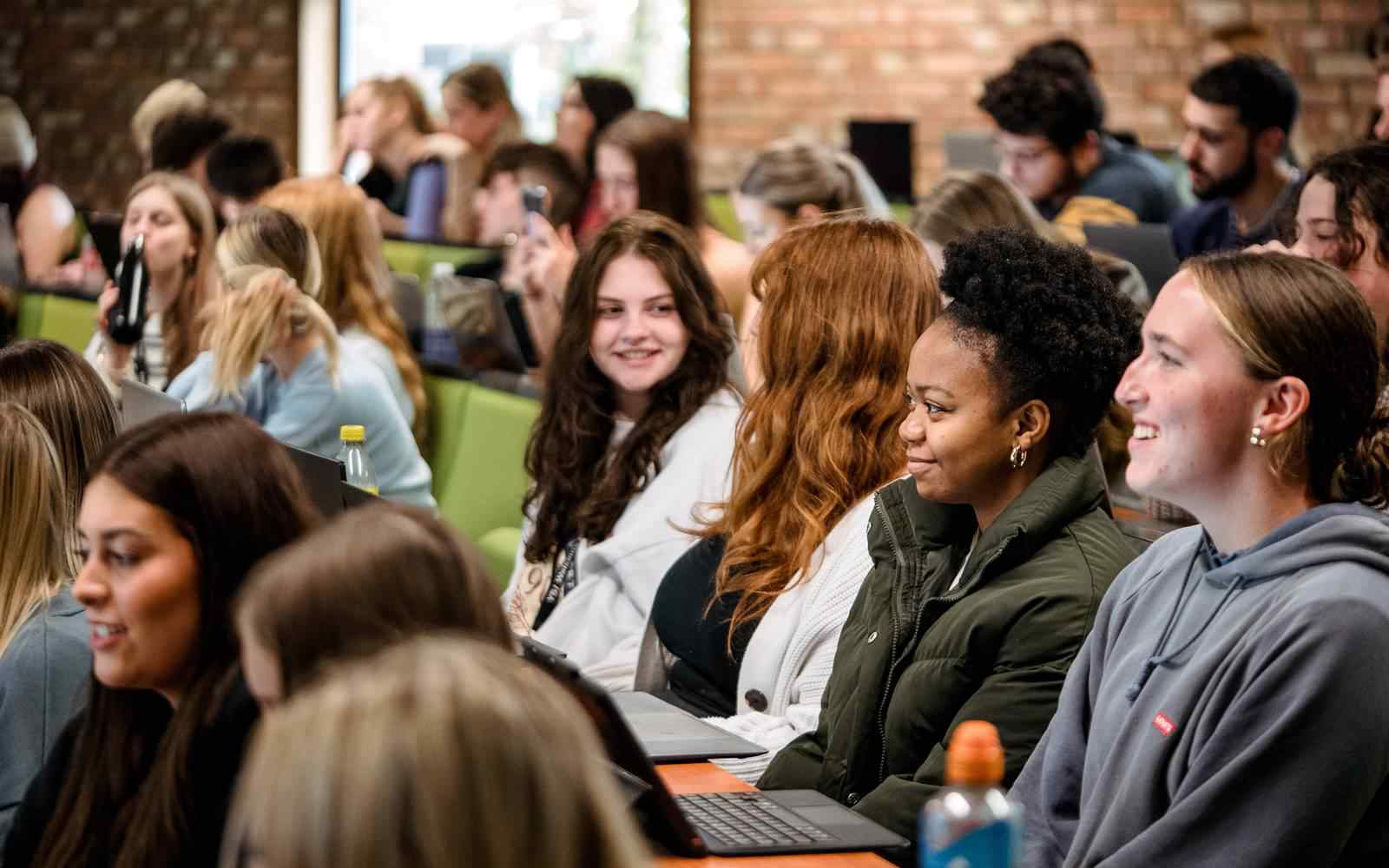 A busy lecture theatre 