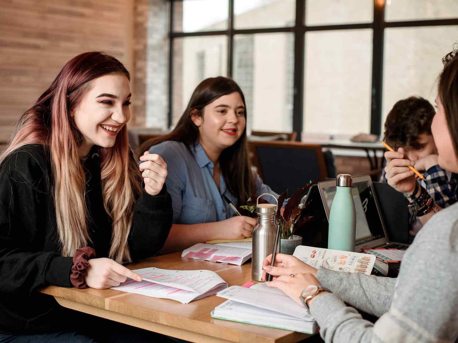 Students discussing work in Students Union 