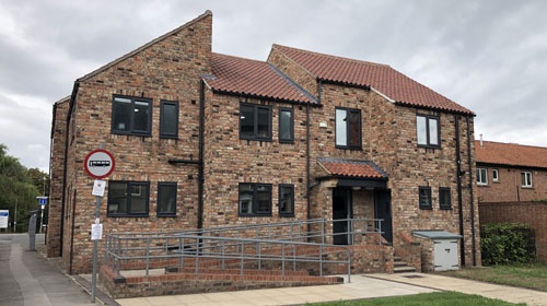 Exterior shot of 49 Clarence Street 